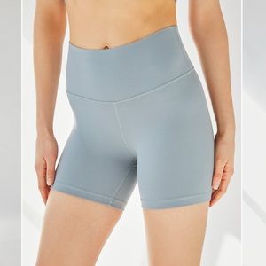Aritzia TNA Bike Shorts